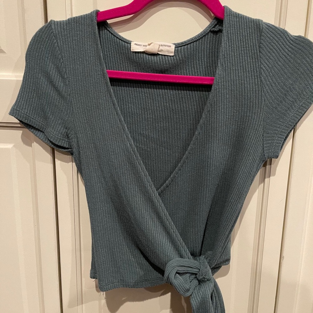 Project social t top
